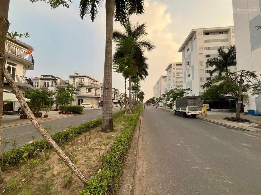 Mặt tiền trục chính phúc an city kinh doanh  giá 3.4 tỷ kề cầu hóc môn  0868 319 ***
