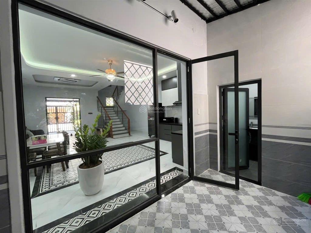 Cho thuê biệt thự phúc an villa  0868 319 *** anh dương, vị trí đối diện kcn xuyên á (kề hóc môn)
