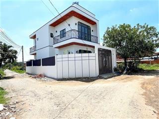 Bản góc 108m2  đô thị đức hòa kề vành đai 3 hcm giá 2 tỷ 750 triệu  dương 0868 319 *** .