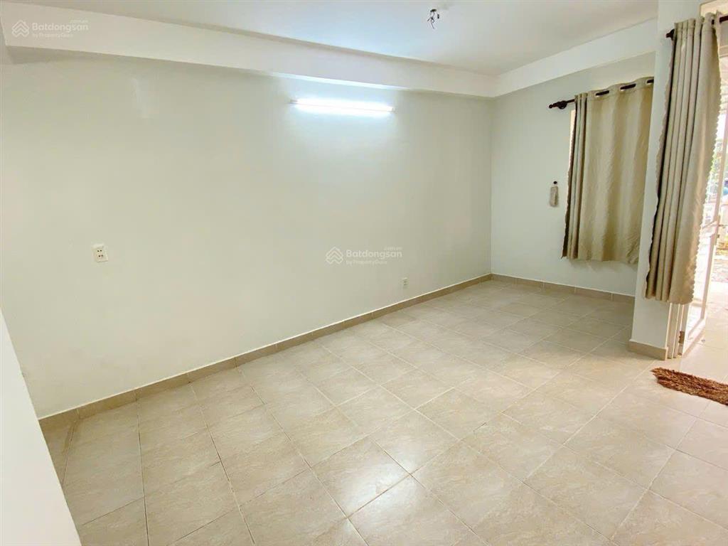 Bán nhà phố ehome 4 gần ca fe hồ bơi 4ty400tr