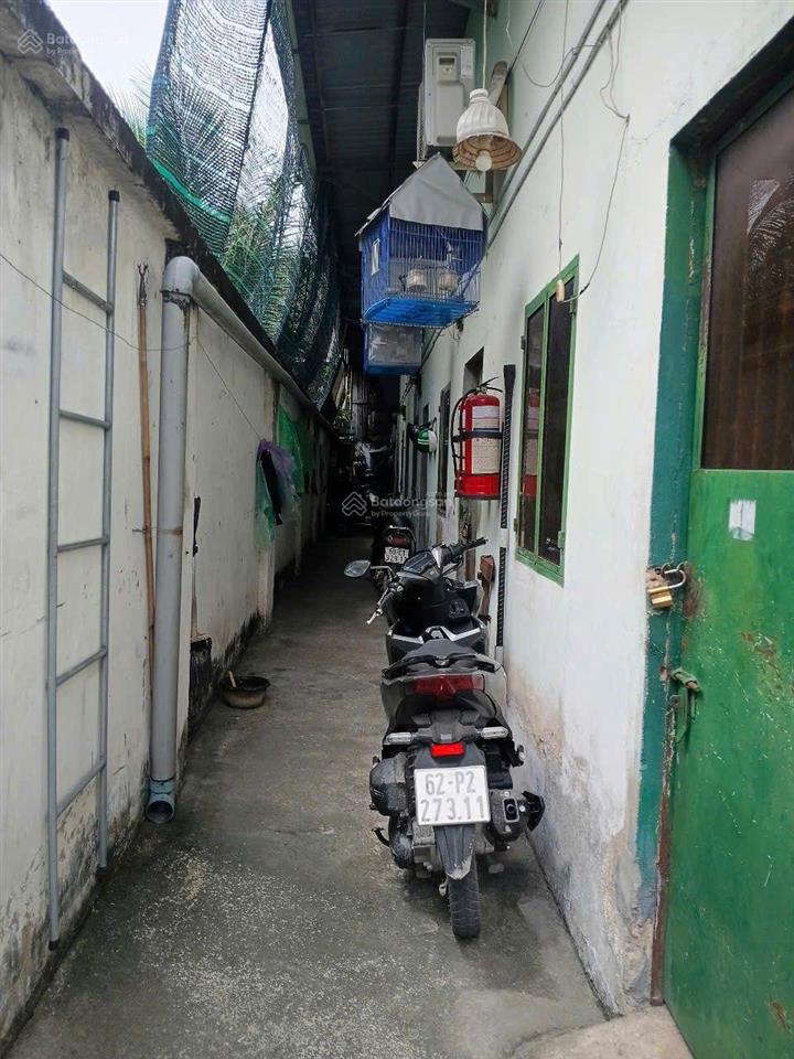 Bán nhà cấp 4 dt 247.5m2 thổ cư 140m2, giá 6tỷ5
