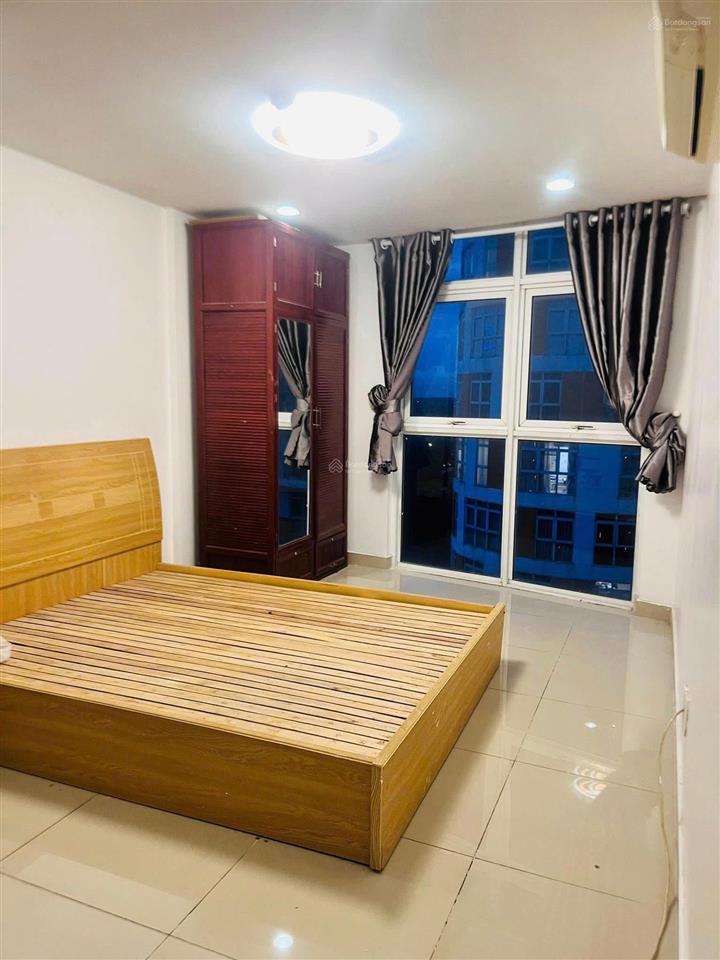 Cần bán căn hộ conic skyway, dt 75m2 2pn 2wc giá chỉ 2.7 tỷ. shr