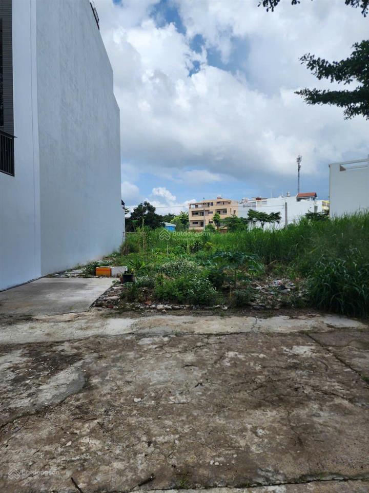 Bán lô đất mặt tiền 120m2, ngang 5m, khu dân cư đông đúc chủ thiện chí 6,9 tỷ