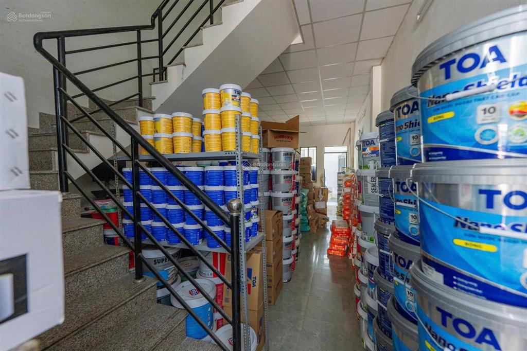 Bán 90m2 nhà mặt tiền trịnh quang nghị, 1t1l, đang cho thuê 100triệu / năm