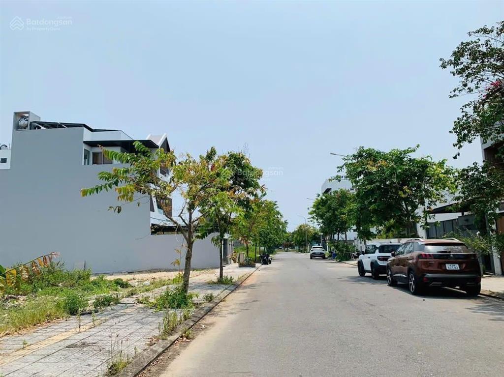 Rẻ không tưởng, chỉ 4,2 tỷ lô 108m2 khu đô thị fpt thành phố đà nẵng