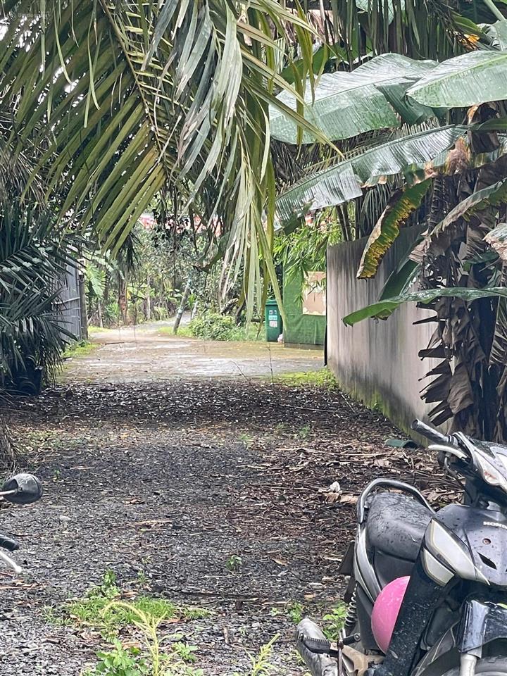 Chủ gởi bán lô đất 1041.8m2 thuộc khu dân cư giá 6 tỷ