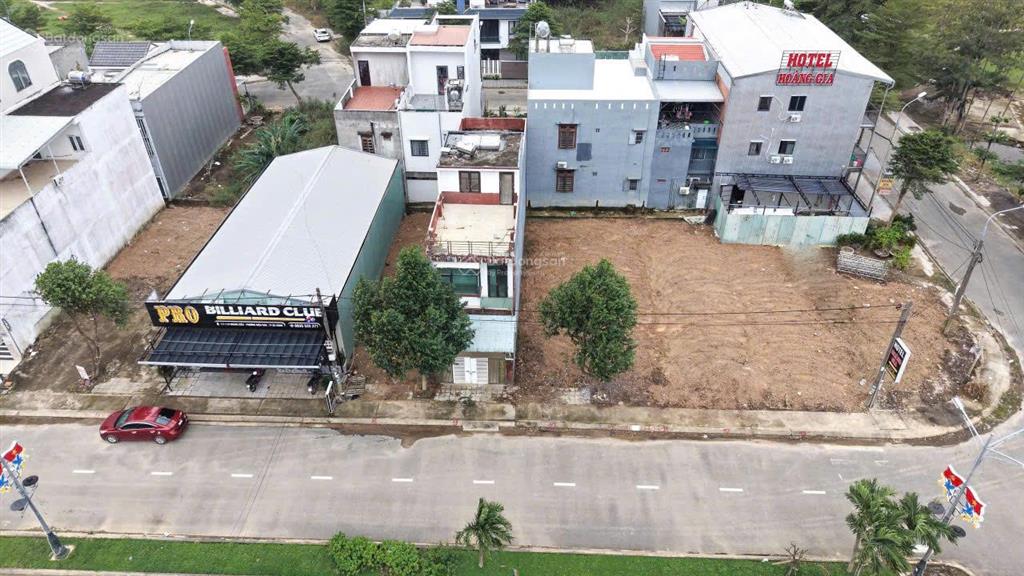 Bán lô đất 102,5m² đường 17m, hoàng diệu,trung tâm vĩnh điện