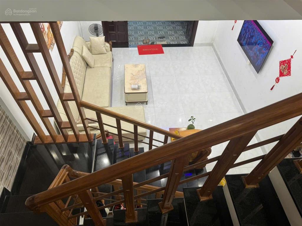 Bán nhà 3 tầng  đường trung hòa 1, phường hòa quý, quận ngũ hành sơn, đà nẵng. giá 5,9 tỷ