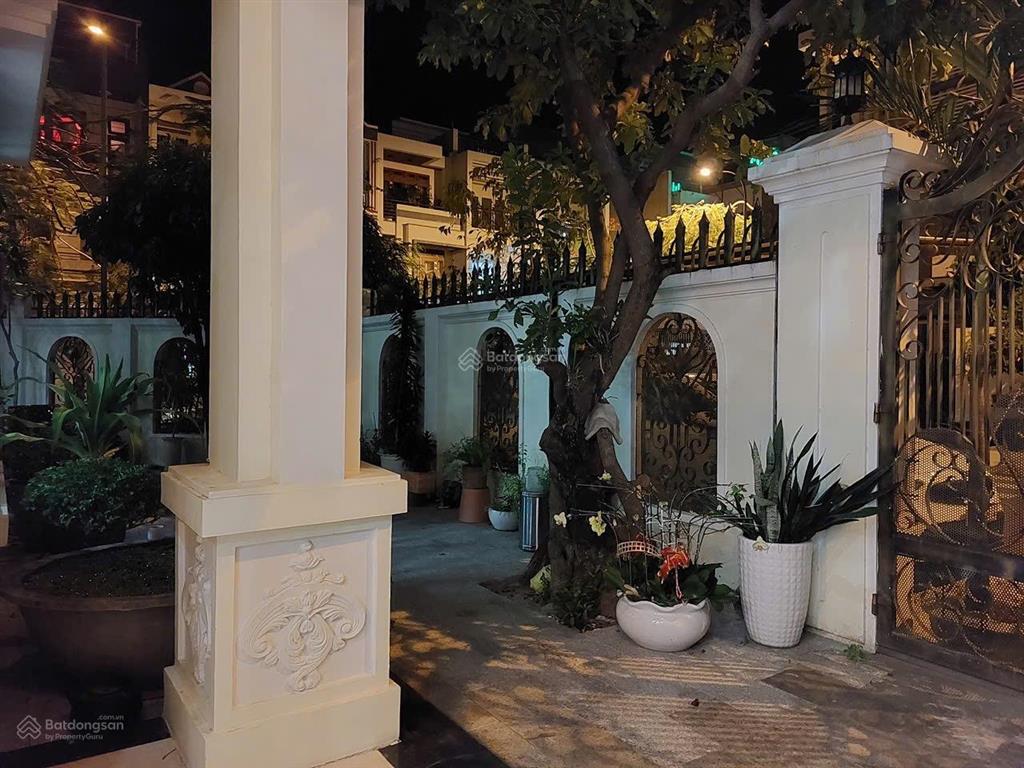 Bán căn góc biệt thự hà quang 2 ôm góc 24m mặt tiền phước hải nha trang