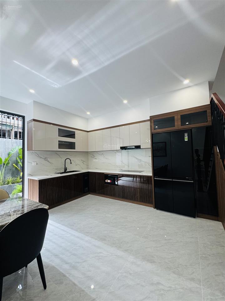 Bán căn nhà 3 tầng mới xây thiết kế hiện đại giá rẻ nhất gói 5 kđt mỹ gia nha trang