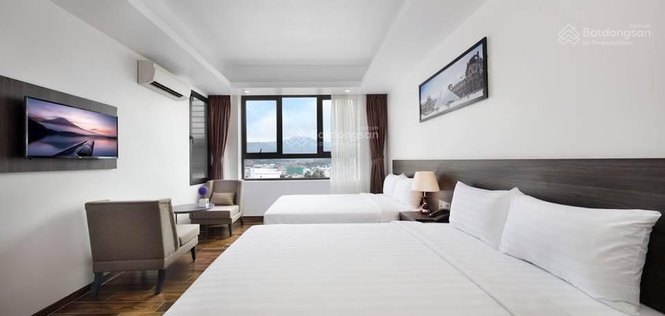 Bán khách sạn 3 sao gần bãi tắm hòn chồng phường vĩnh hải nha trang