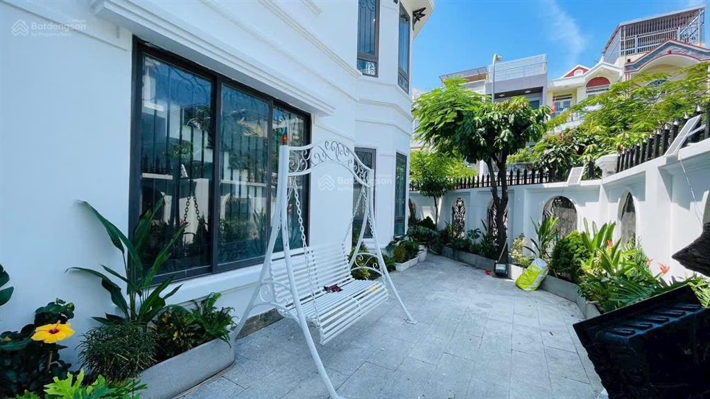 Bán căn góc đẹp biệt thự hà quang 2 phường phước hải nam nha trang