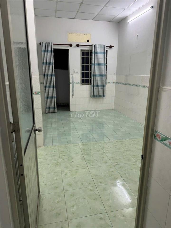 cho thuê nhà 1 tầm 2 phòng ngủ trên lầu