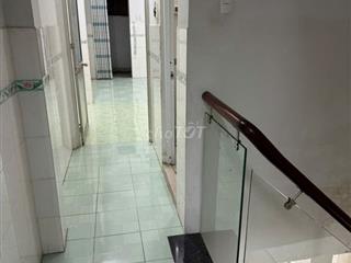 cho thuê nhà 1 tầm 2 phòng ngủ trên lầu