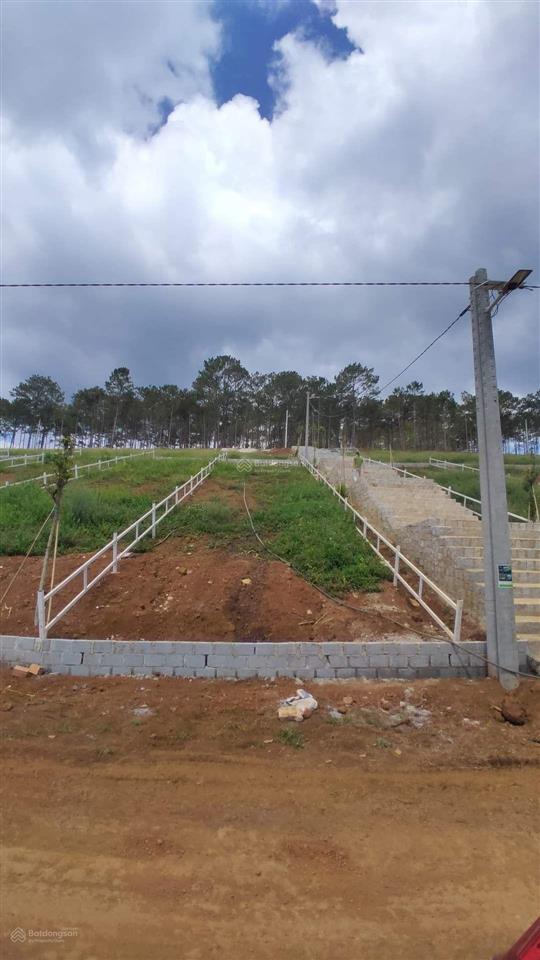 Bán đất đầu thôn 5 b'lá, 6x30m nở hậu 6.4m, 138m2 tc, giá 890 triệu,  0937 614 ***