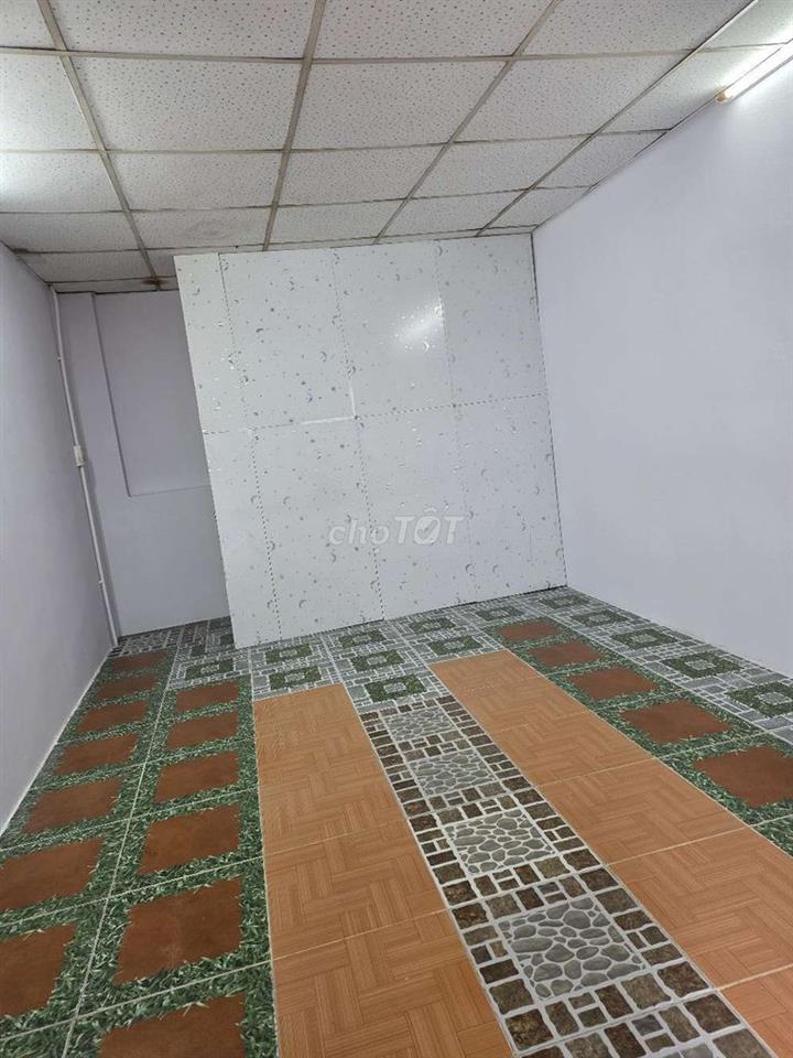 Cho thuê phòng trọ thiết kế là căn nhà độc lập 35m2, mặt tiền đường