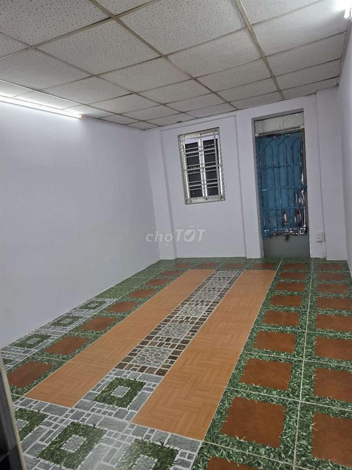 Cho thuê phòng trọ thiết kế là căn nhà độc lập 35m2, mặt tiền đường