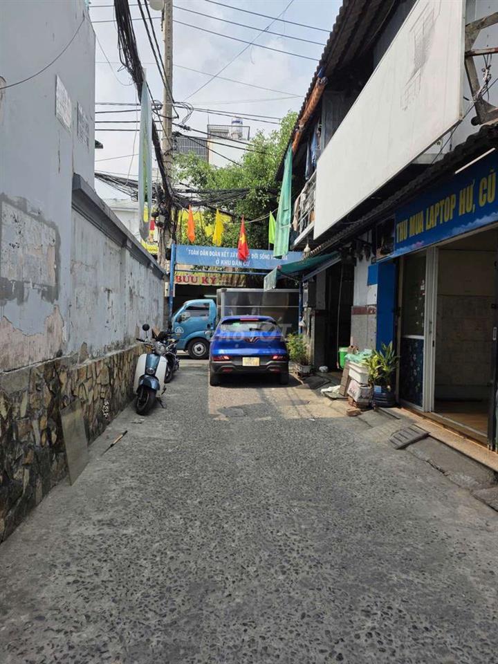 Cho thuê phòng trọ thiết kế là căn nhà độc lập 35m2, mặt tiền đường