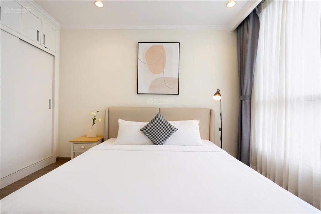 Căn hộ cao cấp vip 2pn, 2wc, 85m2, 19 triệu tại vinhomes central park, bình thạnh, hcm