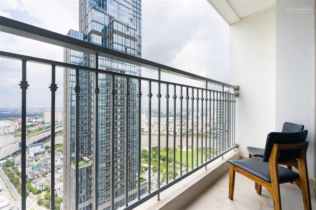 Căn hộ cao cấp vip 2pn, 2wc, 85m2, 19 triệu tại vinhomes central park, bình thạnh, hcm