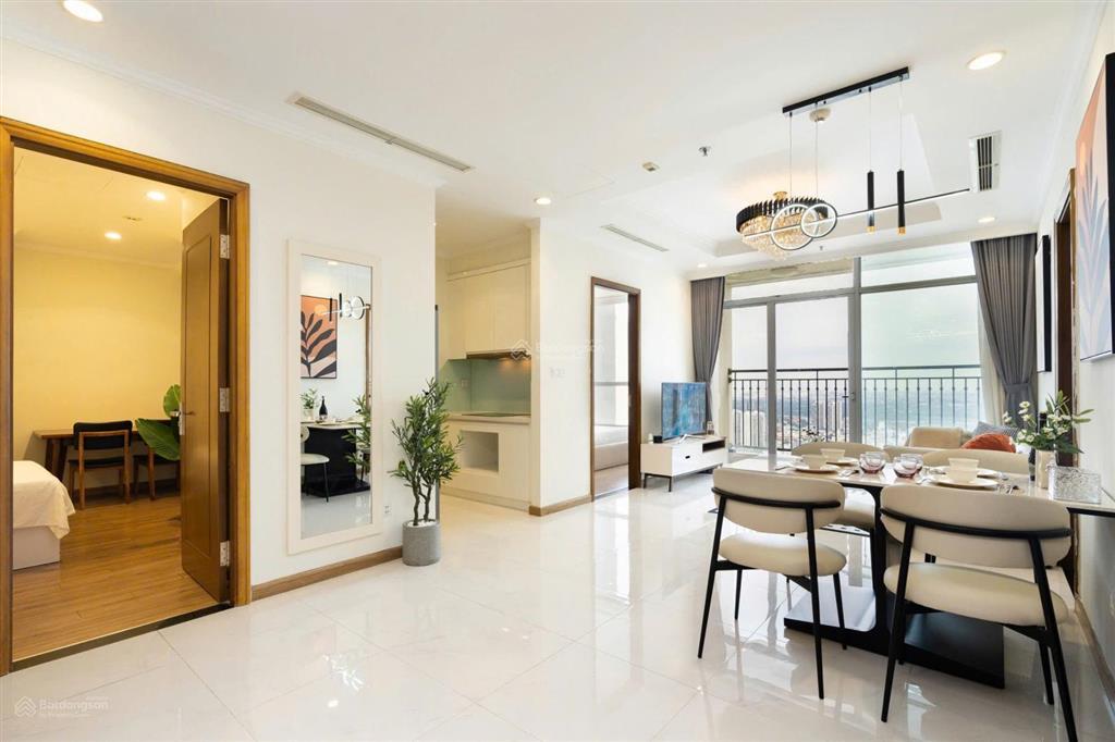 Căn hộ cao cấp vip 2pn, 2wc, 85m2, 19 triệu tại vinhomes central park, bình thạnh, hcm