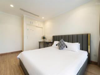 Chủ nhà định cư cần cho thuê cc 17 triệu, 52m2 tại vinhomes central park hcm giá ưu đãi