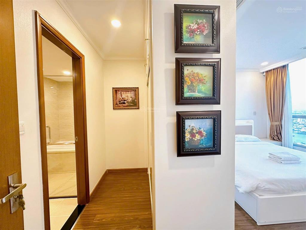 Căn hộ cao cấp view sông sài gòn  không gian sống đẳng cấp  vinhomes central park  vào ở liền