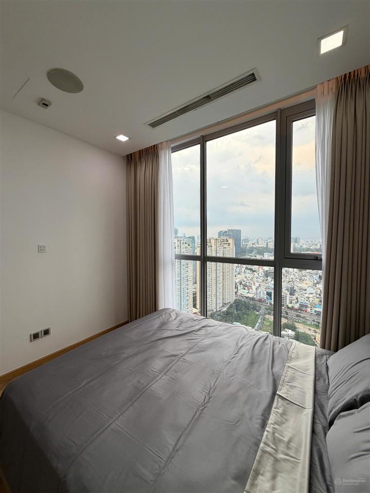 Tôi cần cho thuê căn hộ vinhomes central park 2pn 88m2 nội thất sang trọng view thoáng mát giá tốt