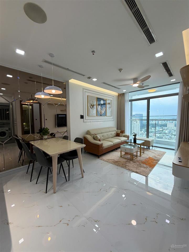 Tôi cần cho thuê căn hộ vinhomes central park 2pn 88m2 nội thất sang trọng view thoáng mát giá tốt