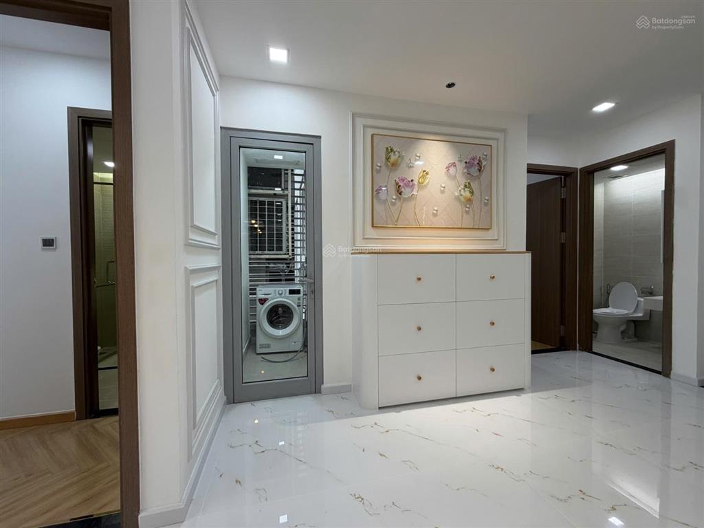 Tôi cần cho thuê căn hộ vinhomes central park 2pn 88m2 nội thất sang trọng view thoáng mát giá tốt
