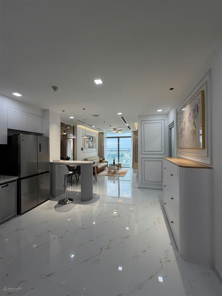 Tôi cần cho thuê căn hộ vinhomes central park 2pn 88m2 nội thất sang trọng view thoáng mát giá tốt