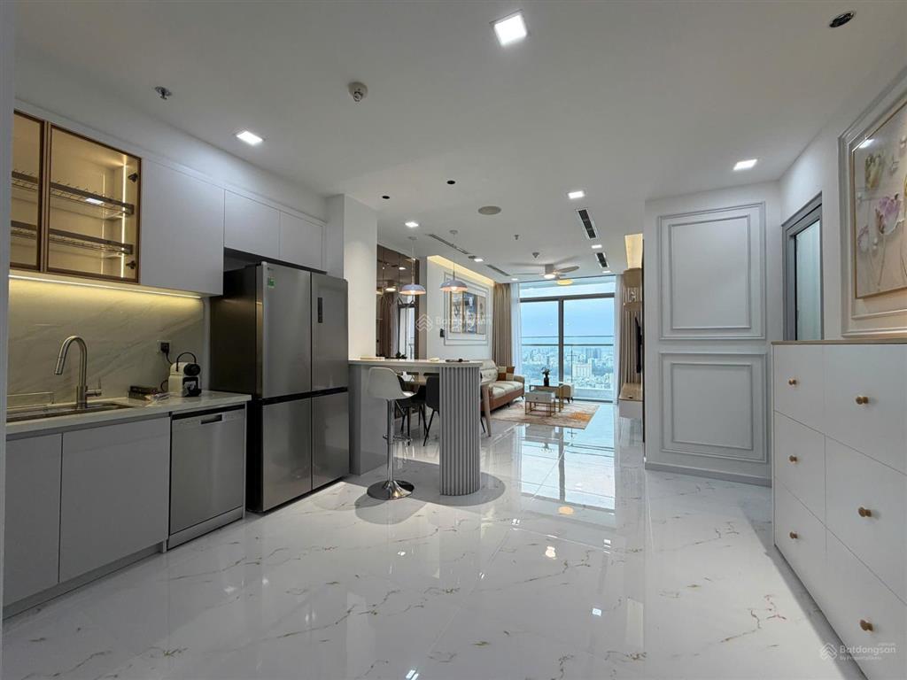 Tôi cần cho thuê căn hộ vinhomes central park 2pn 88m2 nội thất sang trọng view thoáng mát giá tốt