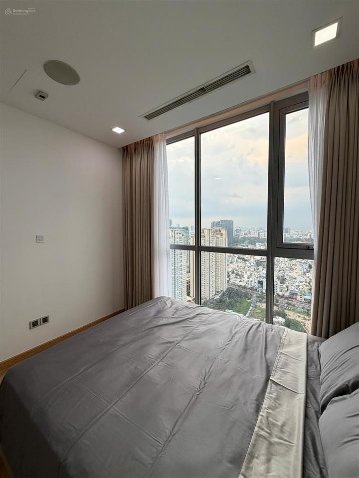 Tôi cần cho thuê căn hộ vinhomes central park 2pn 88m2 nội thất sang trọng view thoáng mát giá tốt