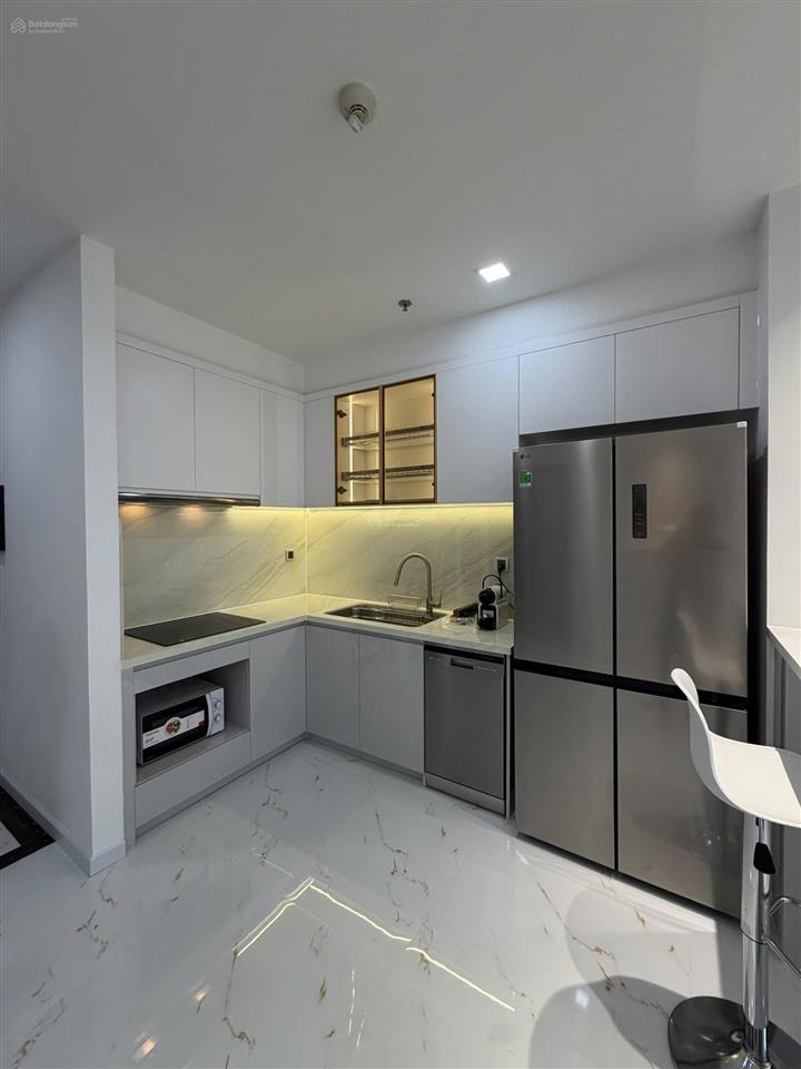 Tôi cần cho thuê căn hộ vinhomes central park 2pn 88m2 nội thất sang trọng view thoáng mát giá tốt