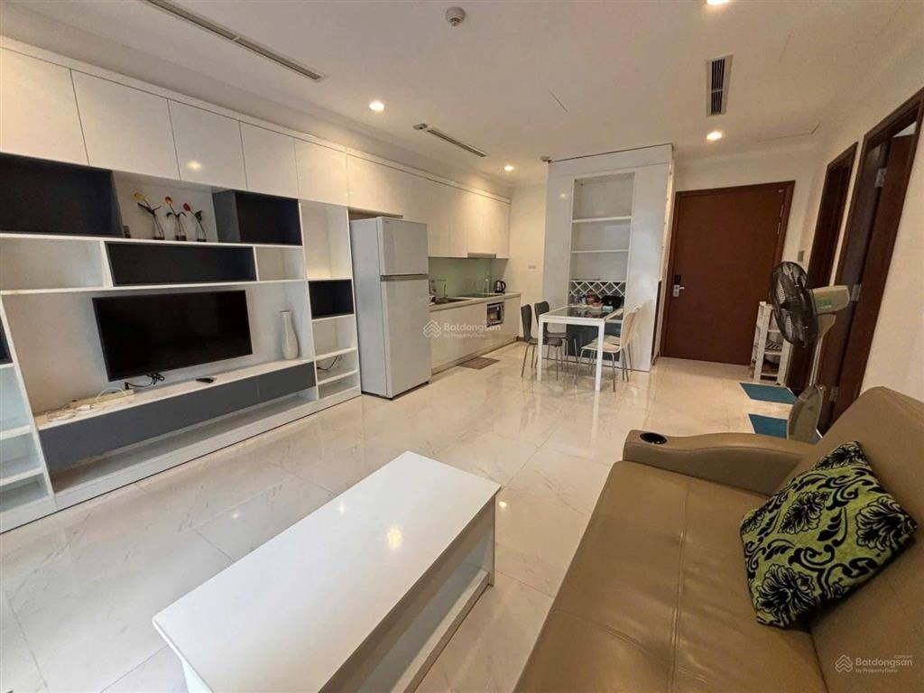 Cần cho thuê 1 pn central 2 view sông, ưu tiên vào liền, vinhomes central park