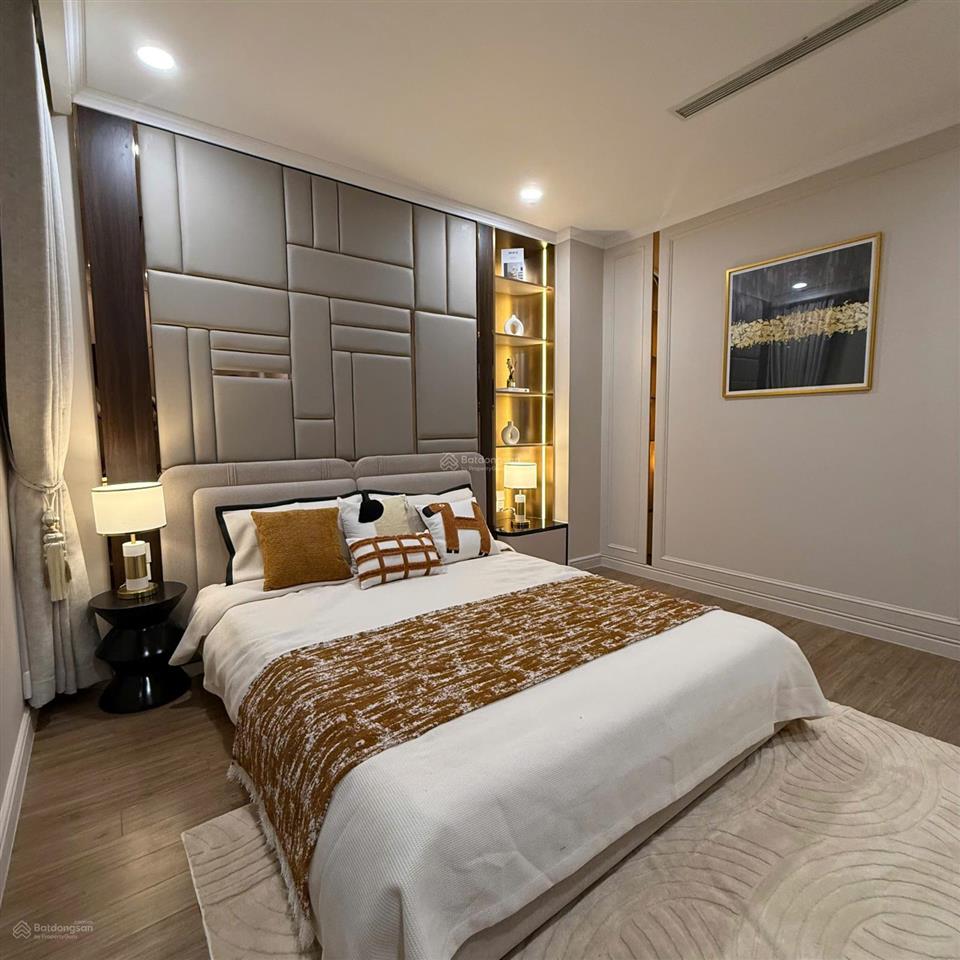Chủ cần cho thuê gấp 3pn 108 m2 view sông tuyệt đẹp, sang trọng, tiện nghi, giá tốt vinhomes