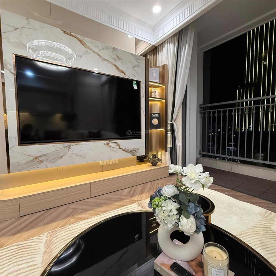 Chủ cần cho thuê gấp 3pn 108 m2 view sông tuyệt đẹp, sang trọng, tiện nghi, giá tốt vinhomes