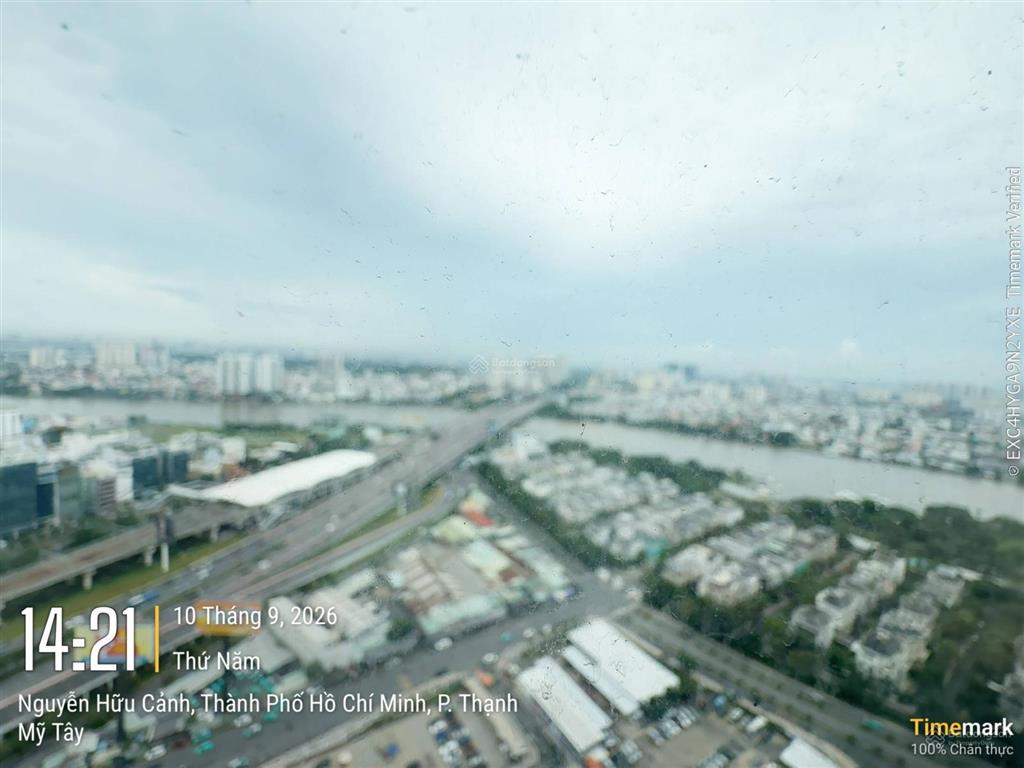 Đi nước ngoài cần cho thuê gấp cc 1pn, 1wc tại vinhomes central park, 50m2, 17 triệu vnd