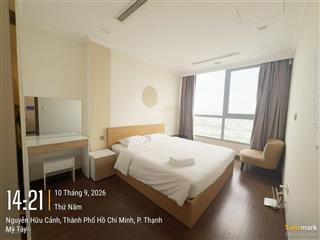 Đi nước ngoài cần cho thuê gấp cc 1pn, 1wc tại vinhomes central park, 50m2, 17 triệu vnd