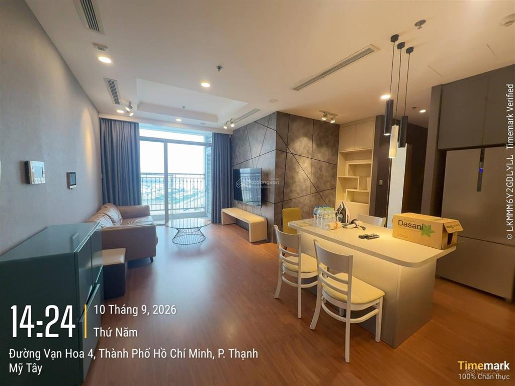 Tôi cần cho thuê gấp cc 2pn, 2wc, 80m2 tại vinhomes central park, giá ưu đãi 19 triệu vnd