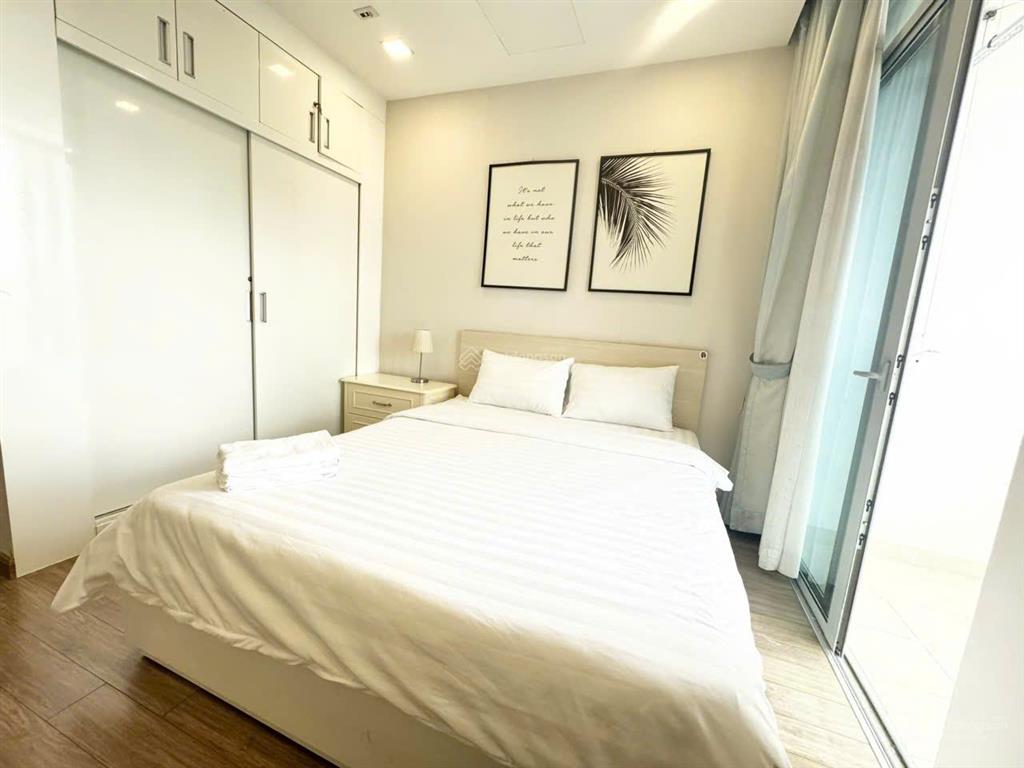 Giảm gấp 2 tỷ, chỉ còn 8.5 tỷ căn hộ gần 90 m2, khu park, vinhomes central park, view nội khu