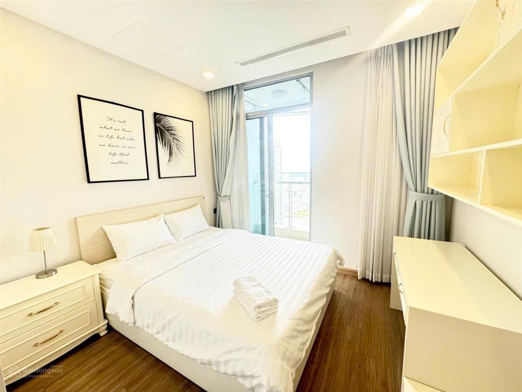 Giảm gấp 2 tỷ, chỉ còn 8.5 tỷ căn hộ gần 90 m2, khu park, vinhomes central park, view nội khu
