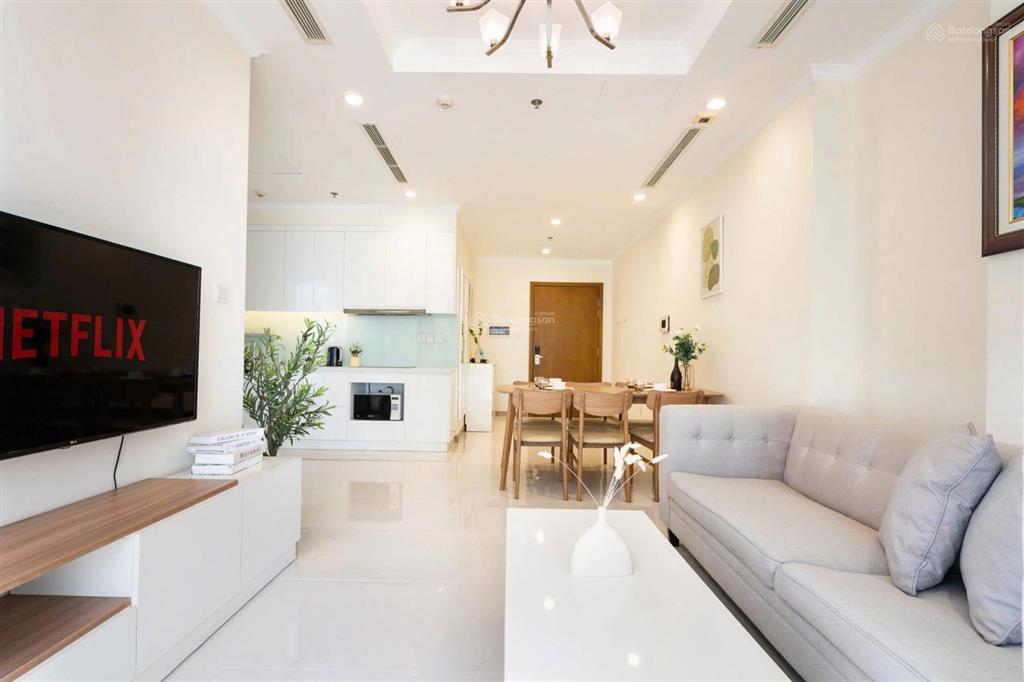 Chủ định cư nước ngoài cần bán gấp căn 2 pn khu landmark, nhà đẹp, sổ hồng sẵn, cho thuê 28 triệu