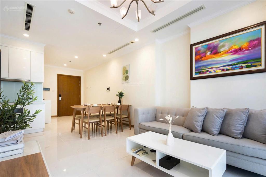 Chủ định cư nước ngoài cần bán gấp căn 2 pn khu landmark, nhà đẹp, sổ hồng sẵn, cho thuê 28 triệu