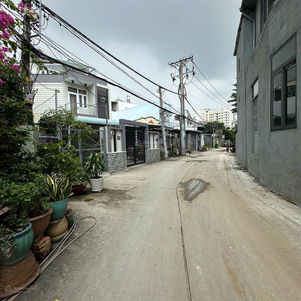 Nhà nát 2 mặt tiền nguyễn thị định và đường số thông suốt. hiếm có, tiện xây mới. nở hậu tài lộc