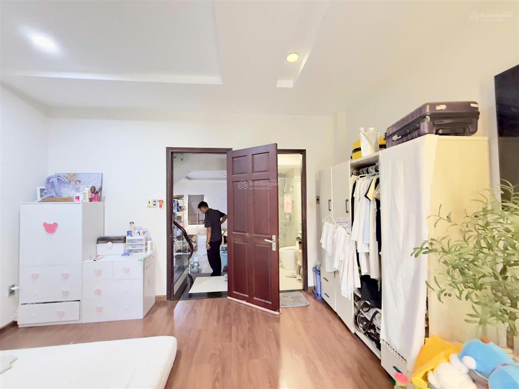 Nhà 4 tầng mới đẹp gara oto, cách nguyễn thị định đang mở rộng 30m, 4pn 4wc sổ hoàn công chuẩn