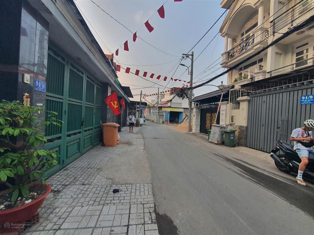 Nhà 4 tầng đường xe hơi thông suốt, dòng tiền ổn định 35 triệu/tháng. khu vực an ninh đồng bộ