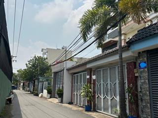 Nhà mới 6pn căn góc 2 mặt tiền đường lớn thông thoáng. đường xe hơi từ nguyễn thị định đi vào 150m