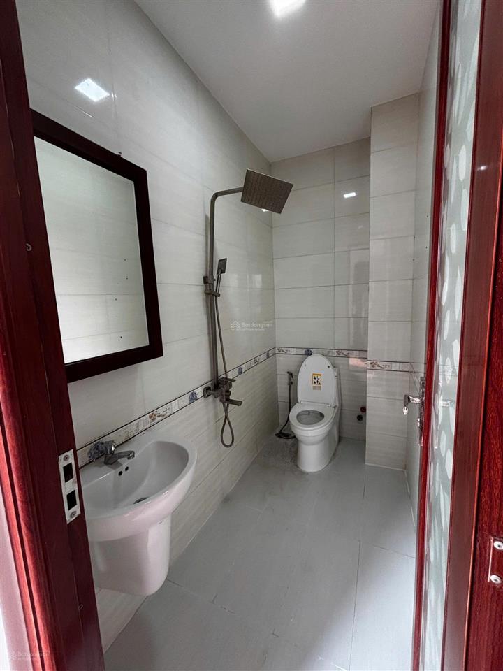 Nhà mới 4 tầng hẻm đường lê văn thịnh. 7pn 7wc dòng tiền đều đặn 35 triệu/tháng.chỉ nhỉnh 8 tỷ hiếm