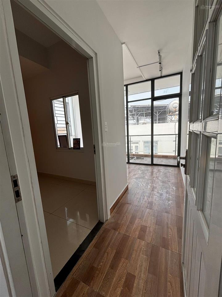 Nhà mới 4 tầng hẻm đường lê văn thịnh. 7pn 7wc dòng tiền đều đặn 35 triệu/tháng.chỉ nhỉnh 8 tỷ hiếm